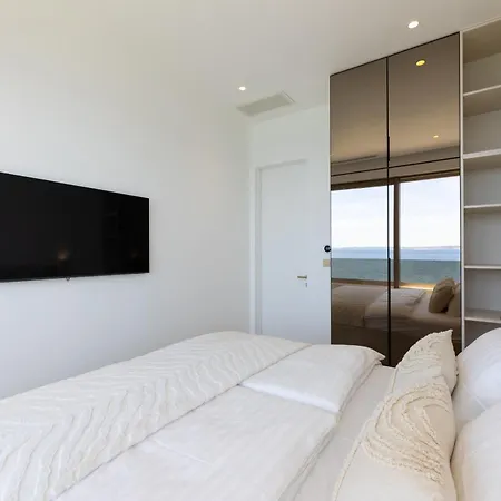 La Perla Del Mar Apartment *